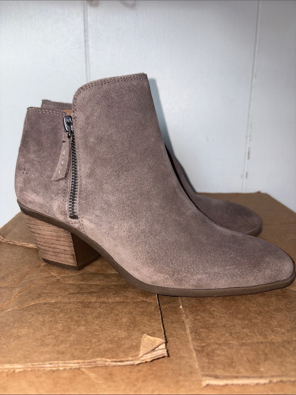Frye Ankle boots size 6.5M